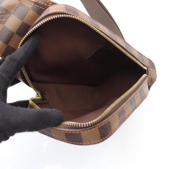 LOUIS VUITTON Authentic Brown Damier Leather Fanny Pack - Picture 3 of 9